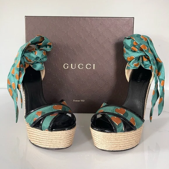 AUTHENTIC GUCCI RUNWAY WEDGE SANDALS - Picture 4 of 17